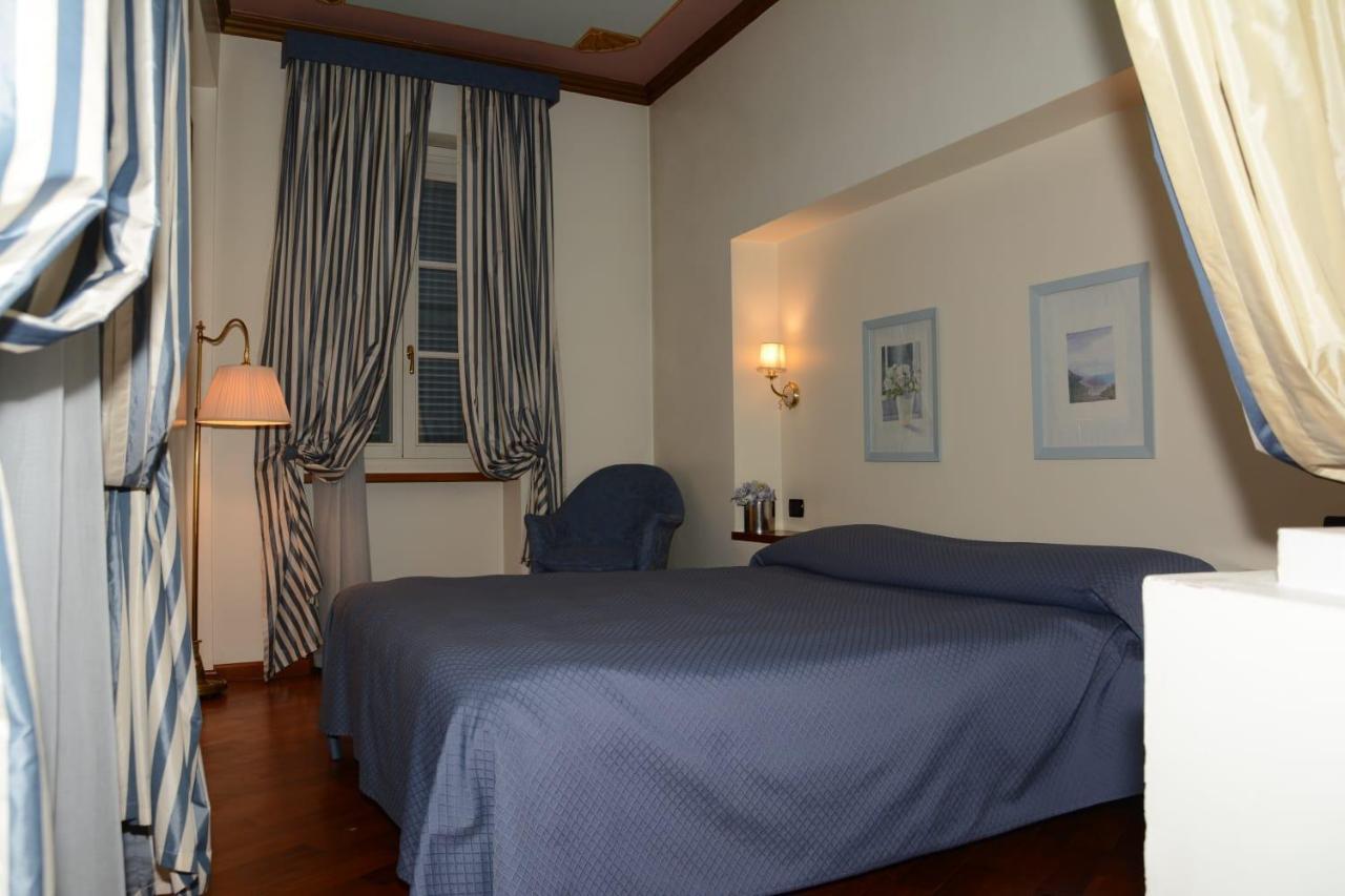 Bed and Breakfast Palazzo Finati à Alba  Extérieur photo