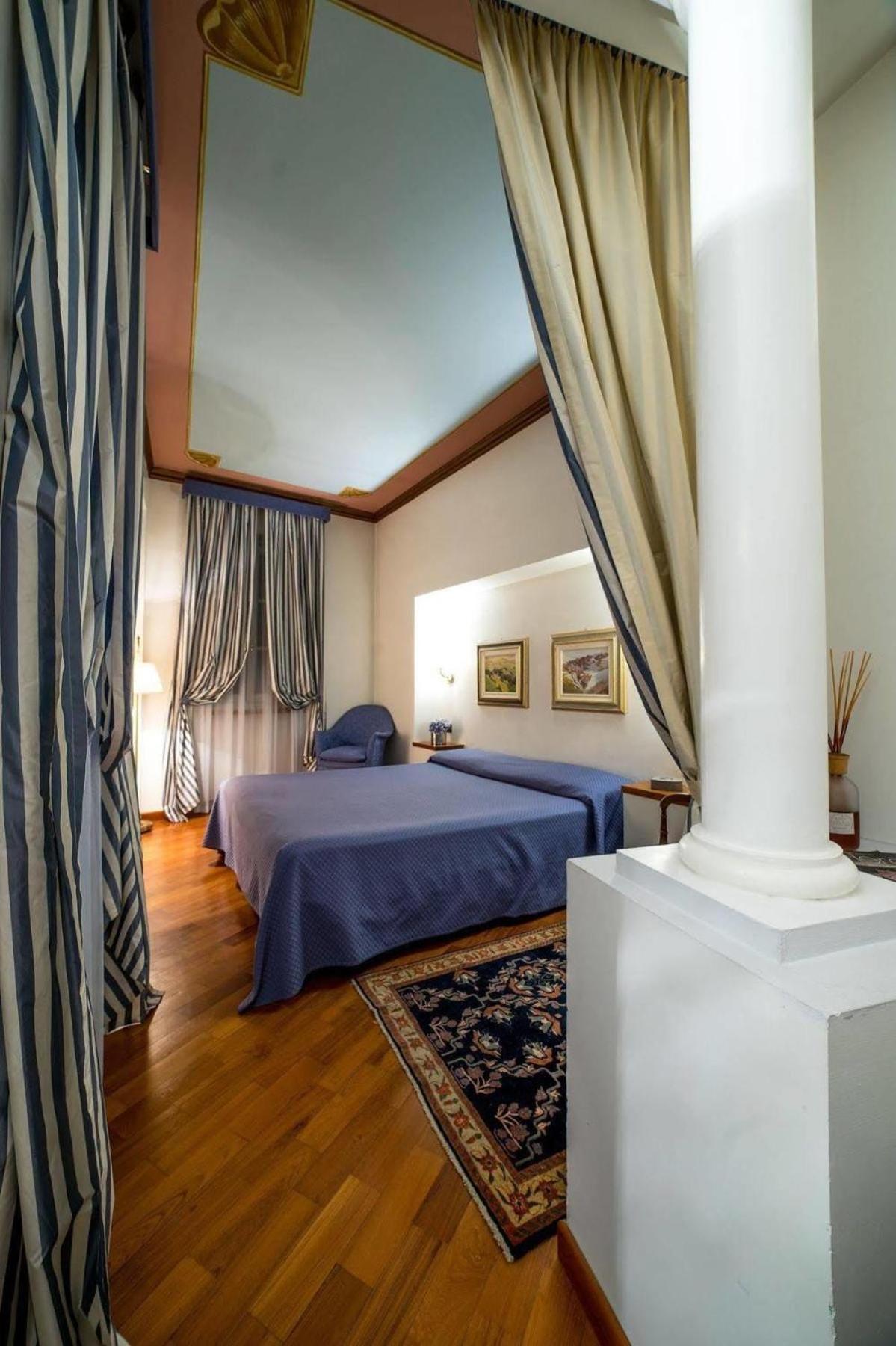 Bed and Breakfast Palazzo Finati à Alba  Extérieur photo