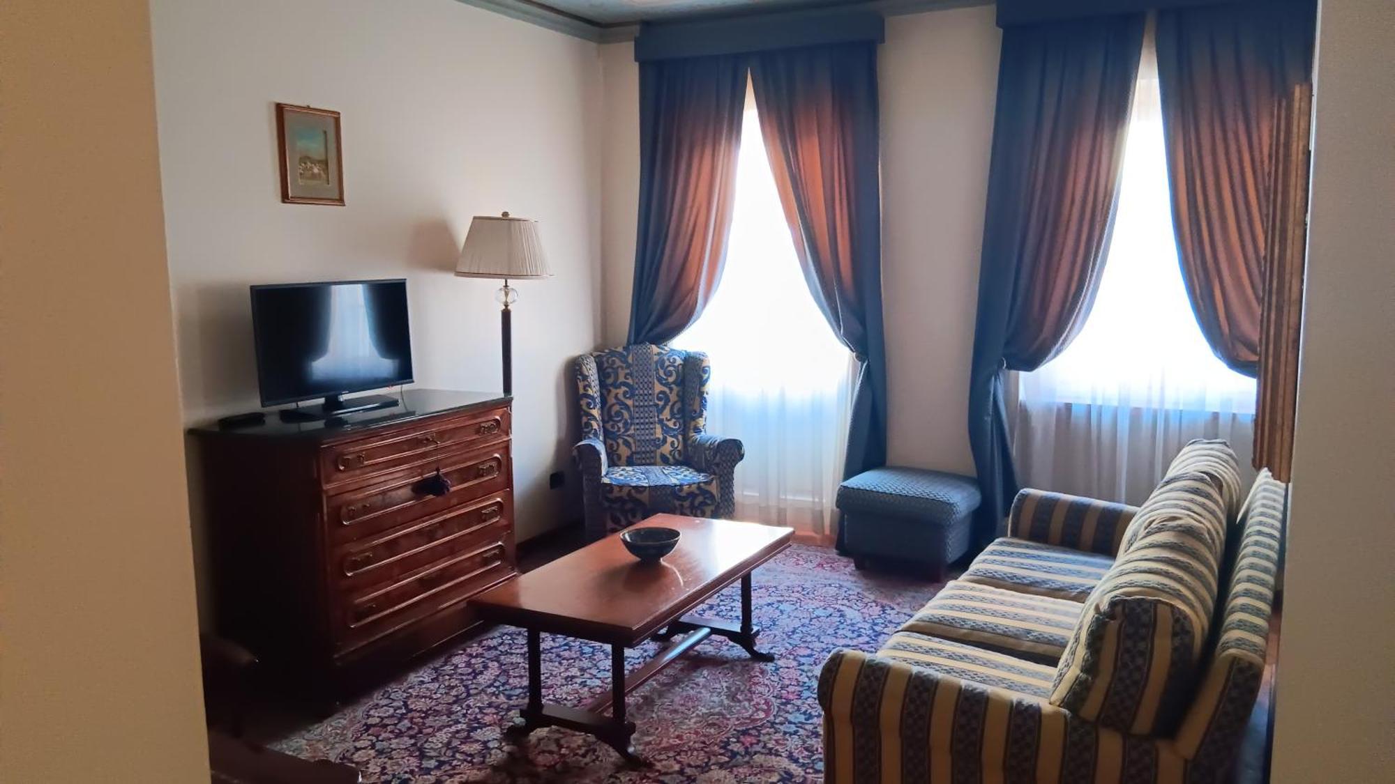 Bed and Breakfast Palazzo Finati à Alba  Extérieur photo