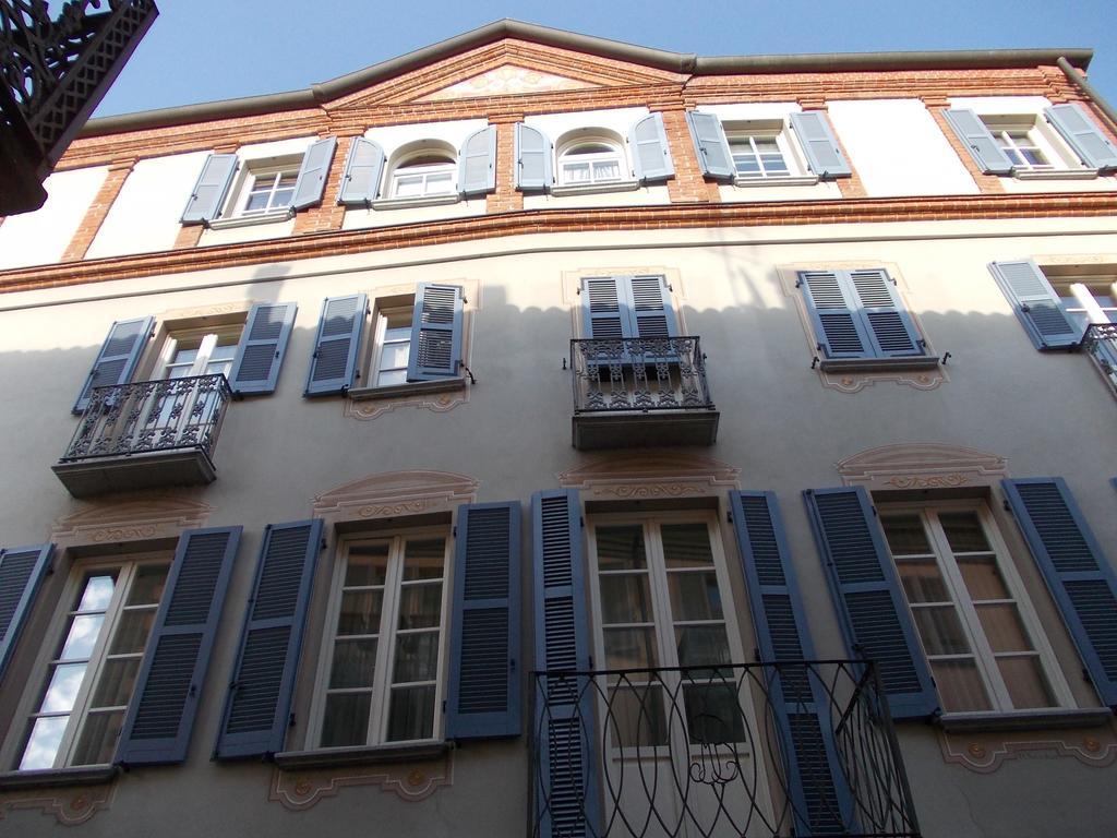 Bed and Breakfast Palazzo Finati à Alba  Extérieur photo