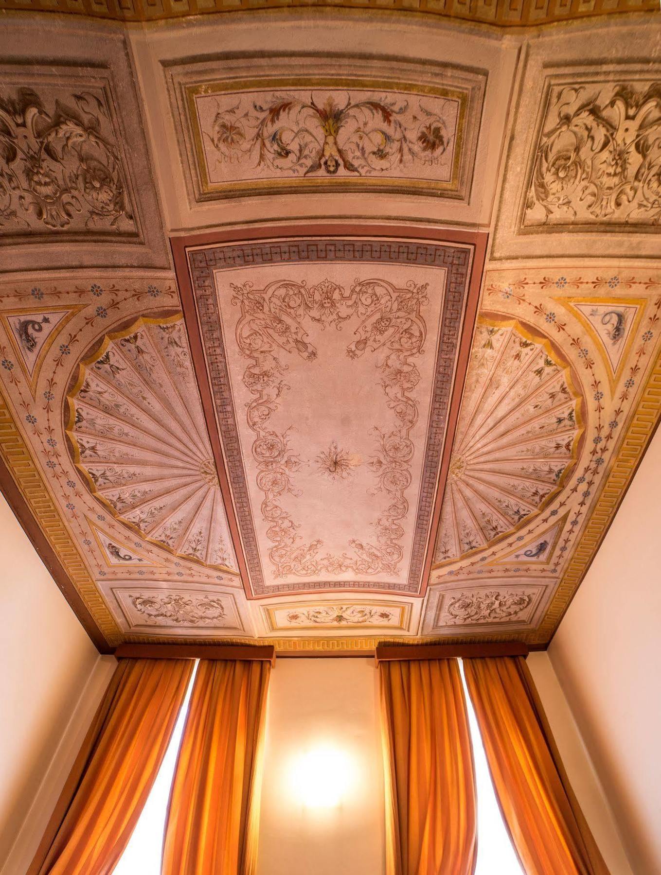 Bed and Breakfast Palazzo Finati à Alba  Extérieur photo
